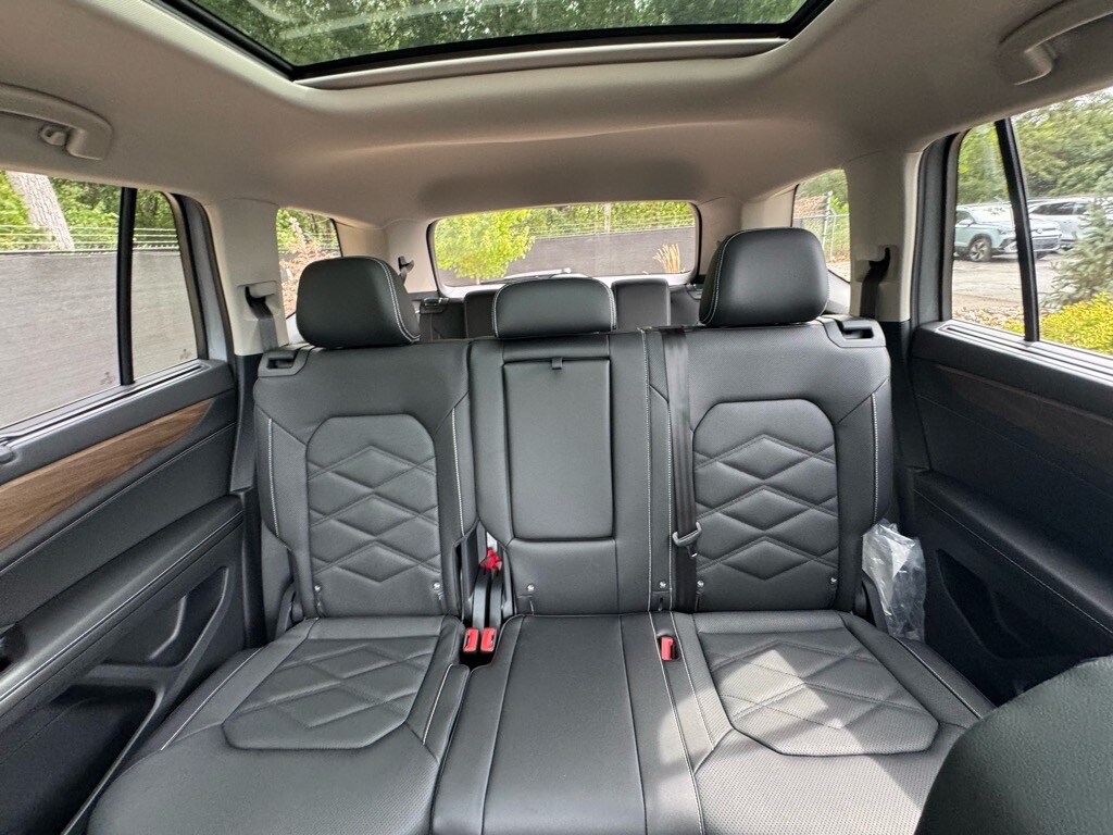 2026 Volkswagen Atlas SE w/Tech - Photo 38