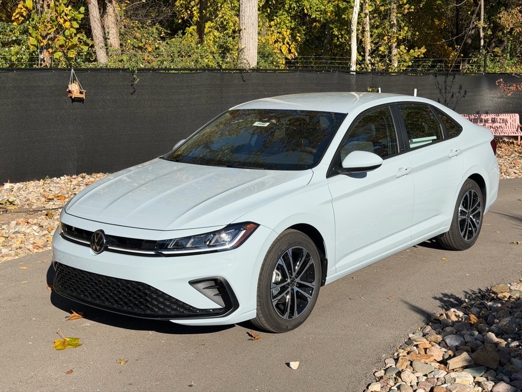 2026 Volkswagen Jetta Sport's photo