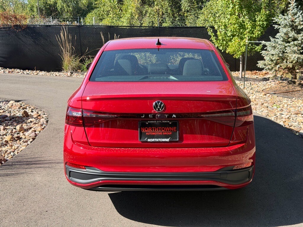 2026 Volkswagen Jetta Sport photo 4
