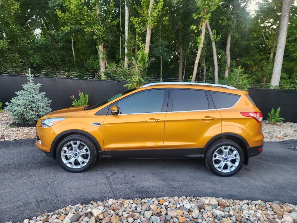 Used 2016 Ford Escape Titanium with VIN 1FMCU9J96GUB72082 for sale in Kansas City