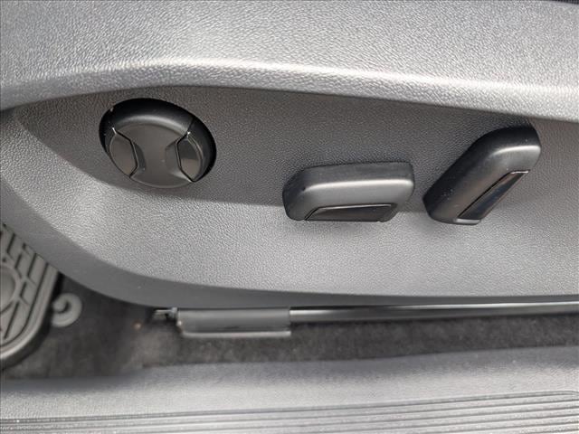 2023 Volkswagen Tiguan SE - Photo 28