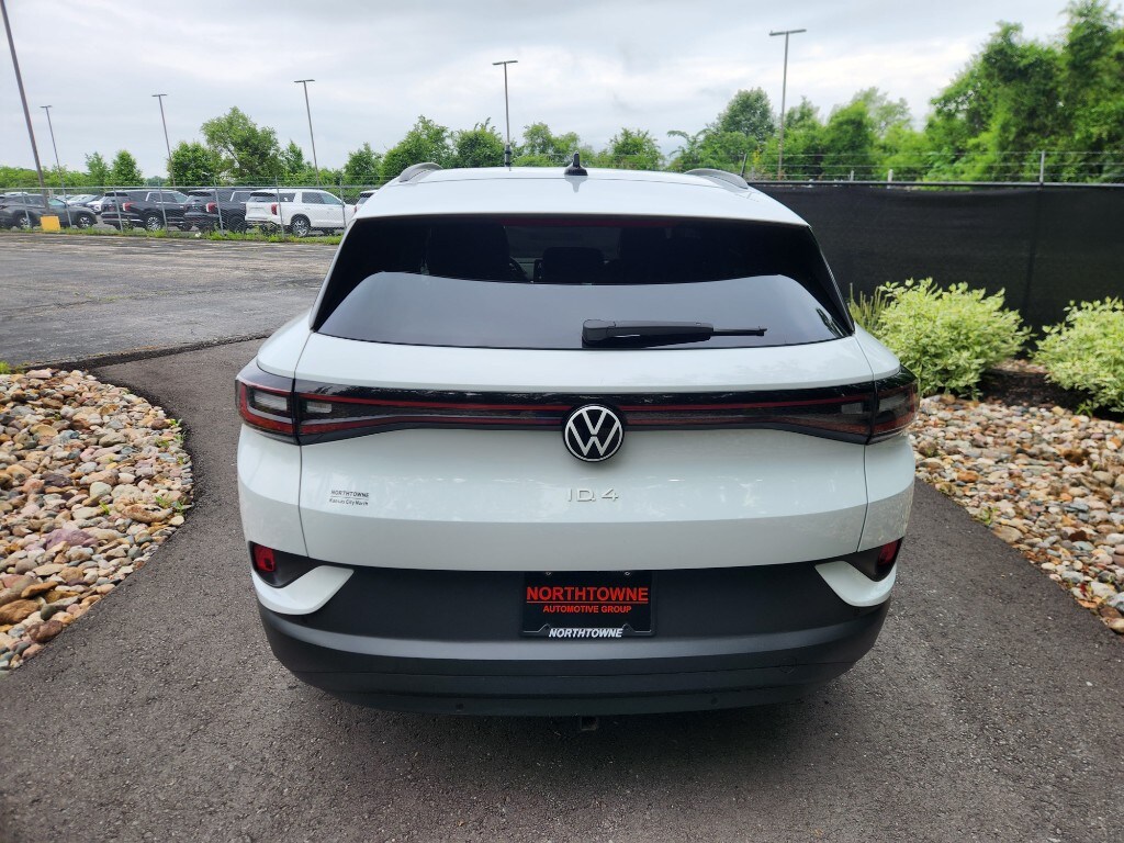2021 Volkswagen ID.4 Pro photo 4