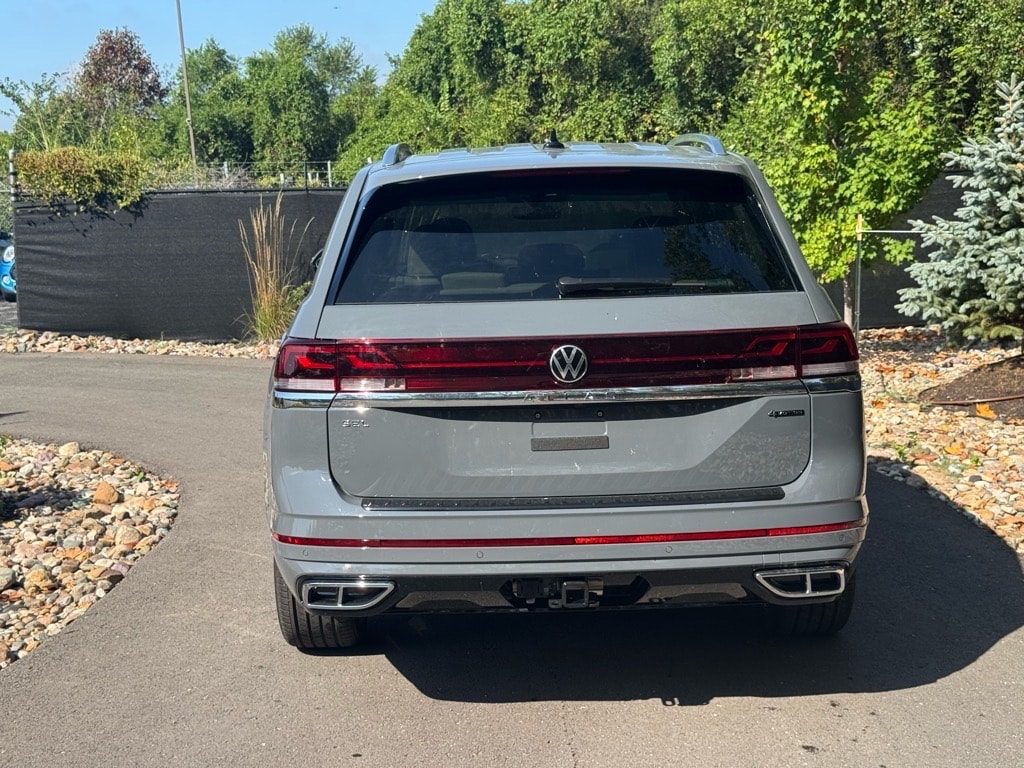 New 2026 Volkswagen Atlas 2.0T SEL Premium R-Line SUV