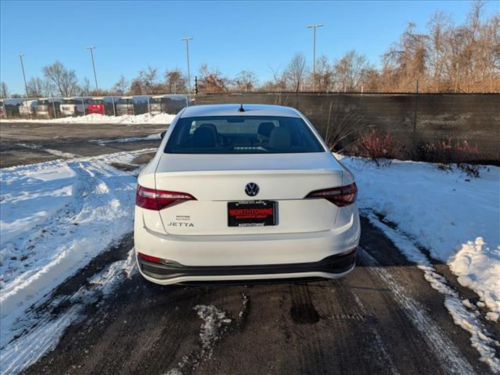 Certified 2023 Volkswagen Jetta 1.5T Sport Sedan