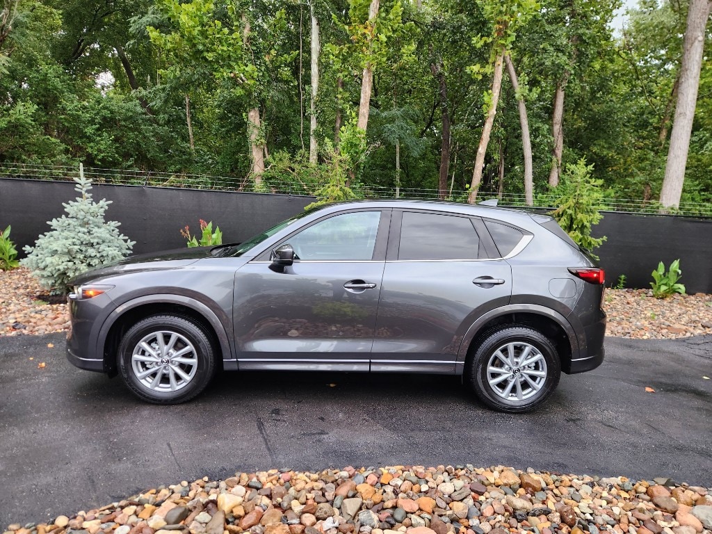 Used 2024 Mazda CX-5 S Select Package with VIN JM3KFBBLXR0405197 for sale in Kansas City, MO