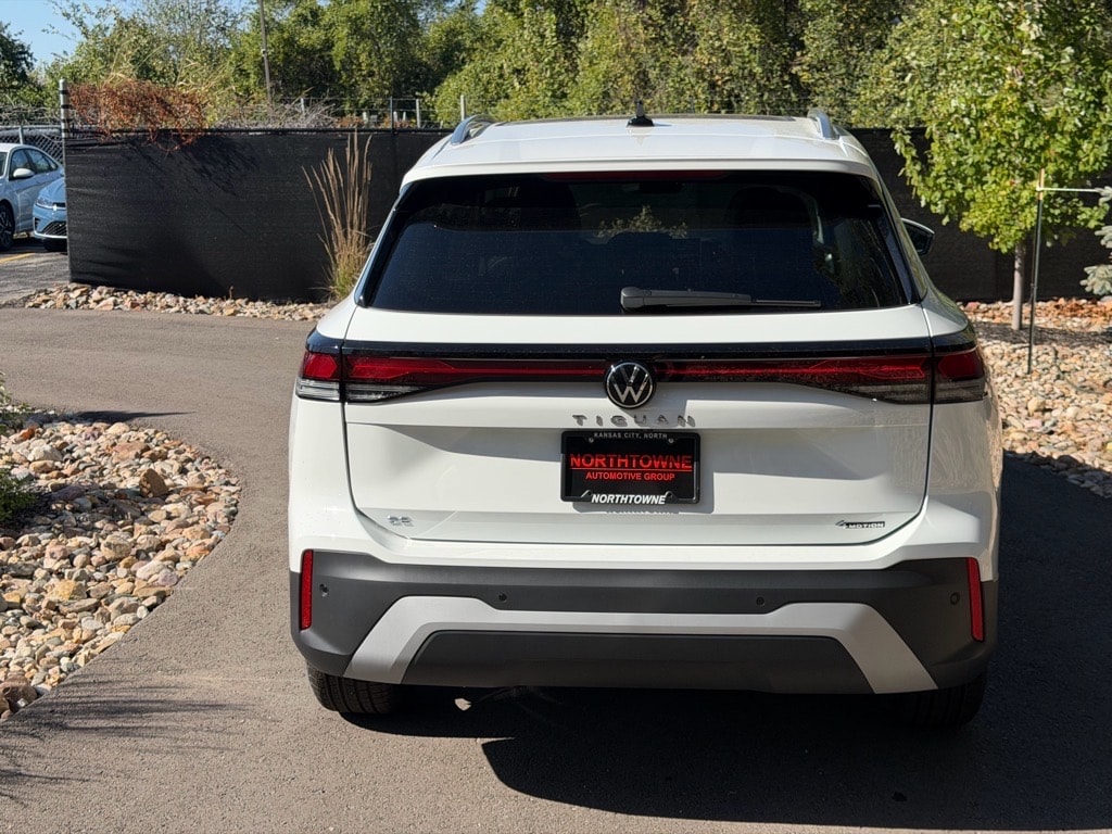 New 2026 Volkswagen Tiguan SE 4motion AWD SE 4Motion SUV
