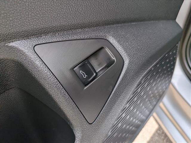 2025 Volkswagen Jetta SE - Photo 26