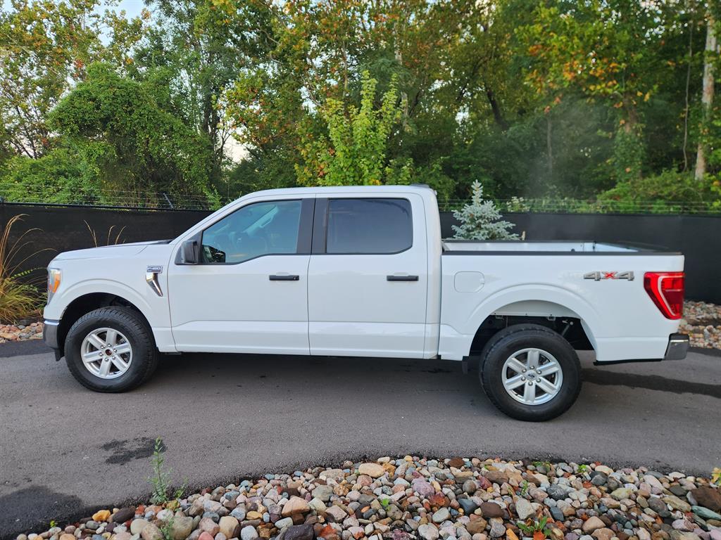 2022 Ford F-150 XLT photo 2