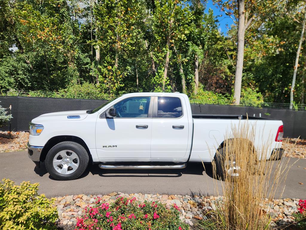 2022 Ram 1500 Tradesman photo 2