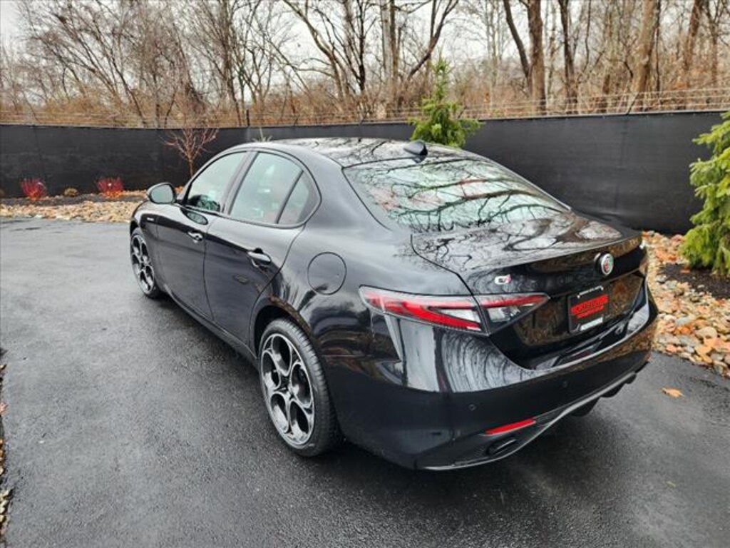 Used 2024 Alfa Romeo Giulia Ti Sedan