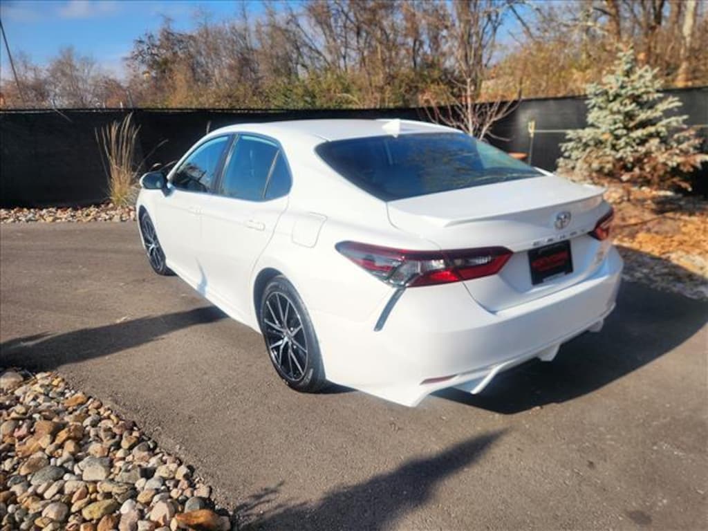 Used 2024 Toyota Camry SE Sedan