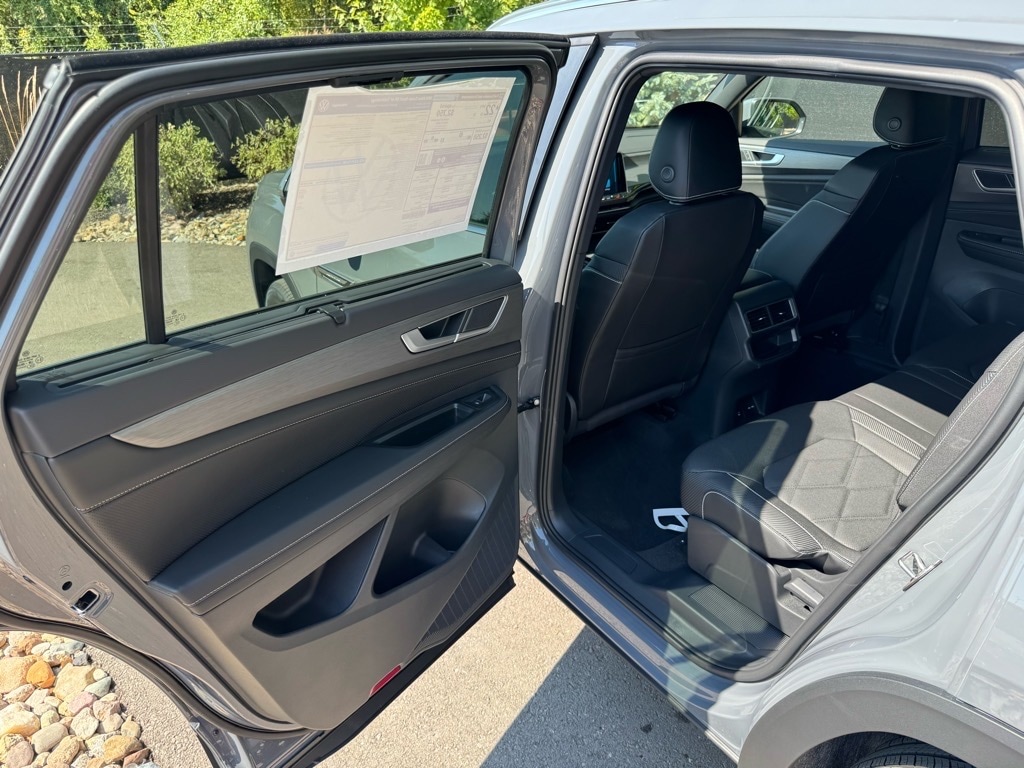 2026 Volkswagen Atlas Cross Sport SE w/Tech - Photo 19