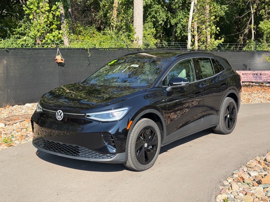 New 2025 Volkswagen ID.4 Pro S Plus SUV