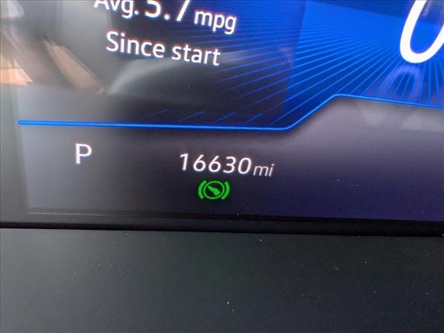 2025 Volkswagen Jetta SE - Photo 31
