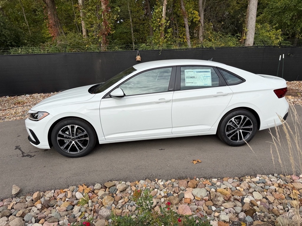 New 2026 Volkswagen Jetta 1.5T Sport Sedan