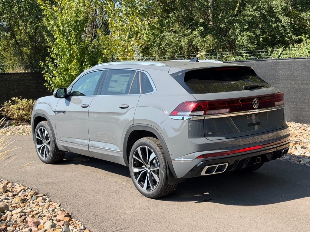 New 2026 Volkswagen Atlas Cross Sport 2.0T SEL Premium R-Line SUV