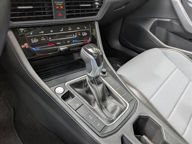 2025 Volkswagen Jetta SE - Photo 35