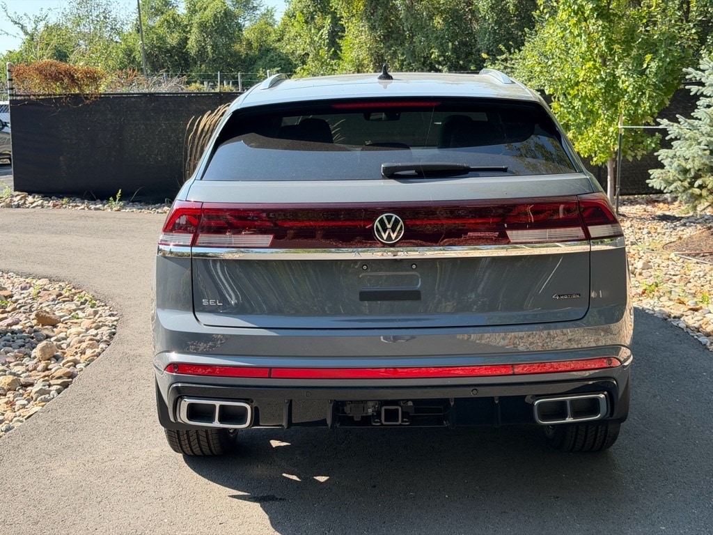 New 2026 Volkswagen Atlas Cross Sport 2.0T SEL Premium R-Line SUV