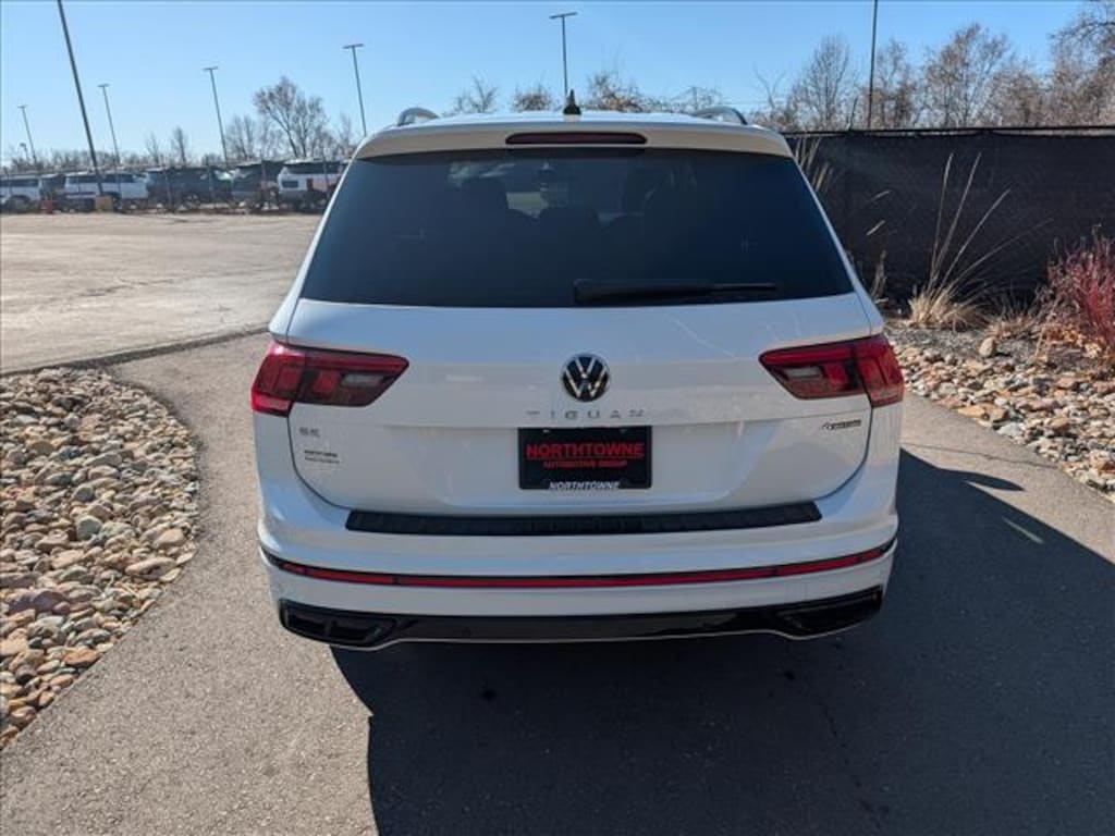 Certified 2023 Volkswagen Tiguan 2.0T SE R-Line Black SUV