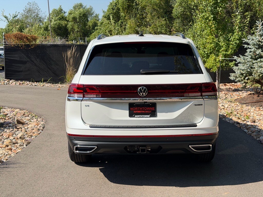 2026 Volkswagen Atlas SE Technology photo 3