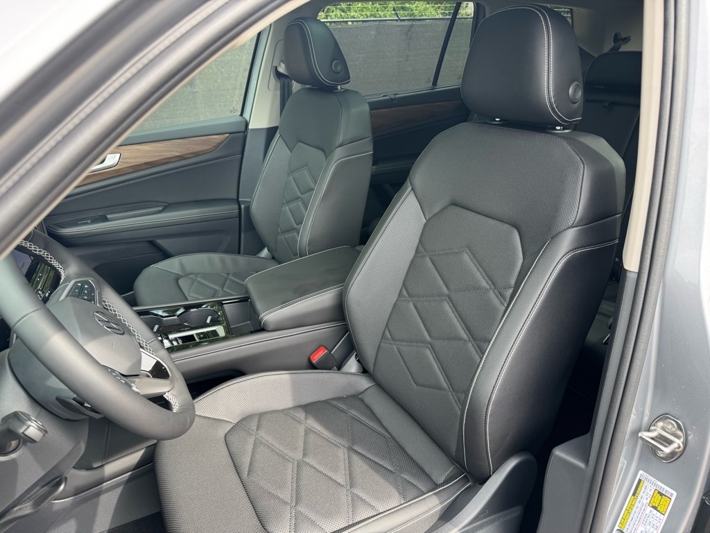 2026 Volkswagen Atlas SE w/Tech - Photo 24