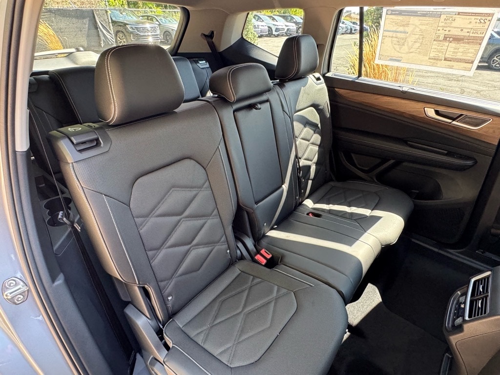 2026 Volkswagen Atlas SE w/Tech - Photo 14