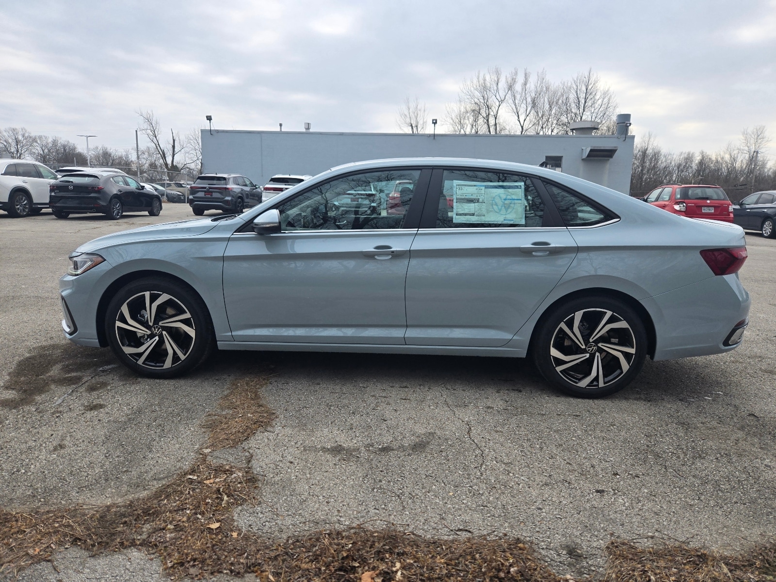 View vehicle photo 2