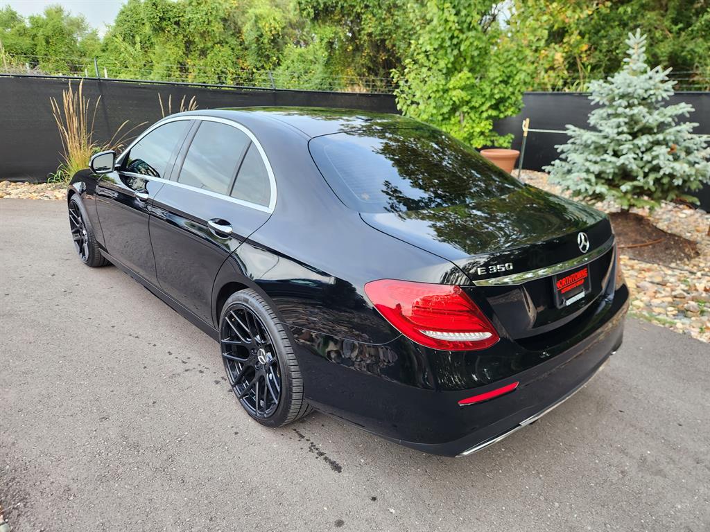 2020 Mercedes Benz E 350 Sedan photo 3