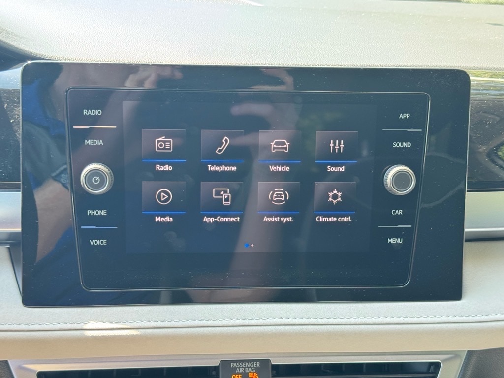2025 Volkswagen Taos SE - Photo 28