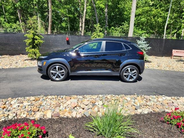 Used 2021 Hyundai Kona Ultimate with VIN KM8K5CA58MU621986 for sale in Kansas City, MO