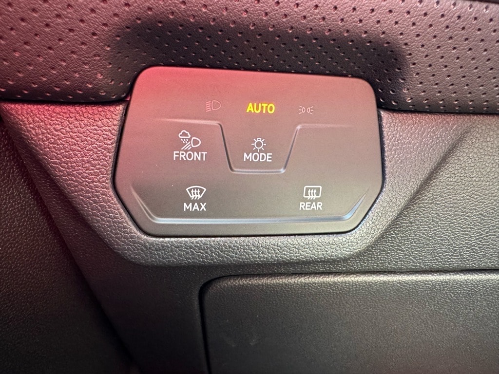 2026 Volkswagen Atlas SE w/Tech - Photo 27