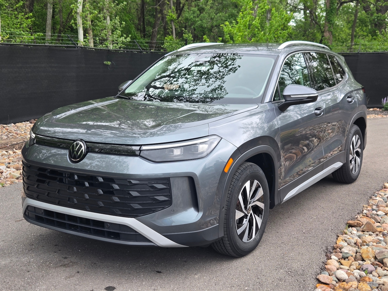 2026 Volkswagen Tiguan 2.0T S's photo