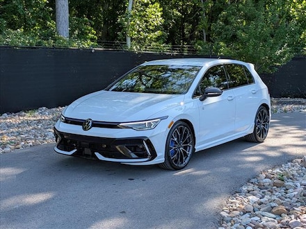 2025 Volkswagen Golf R 2.0T Hatchback