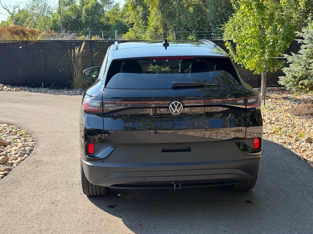 2025 Volkswagen ID.4 Pro Plus photo 4