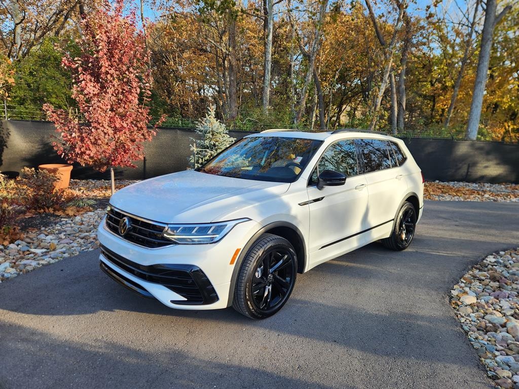 Certified 2024 Volkswagen Tiguan 2.0T SE R-Line Black SUV
