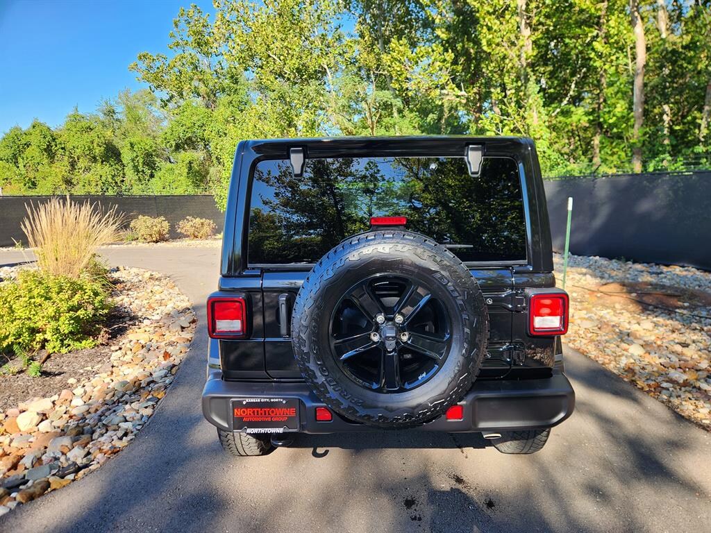 Used 2021 Jeep Wrangler Unlimited Sahara SUV