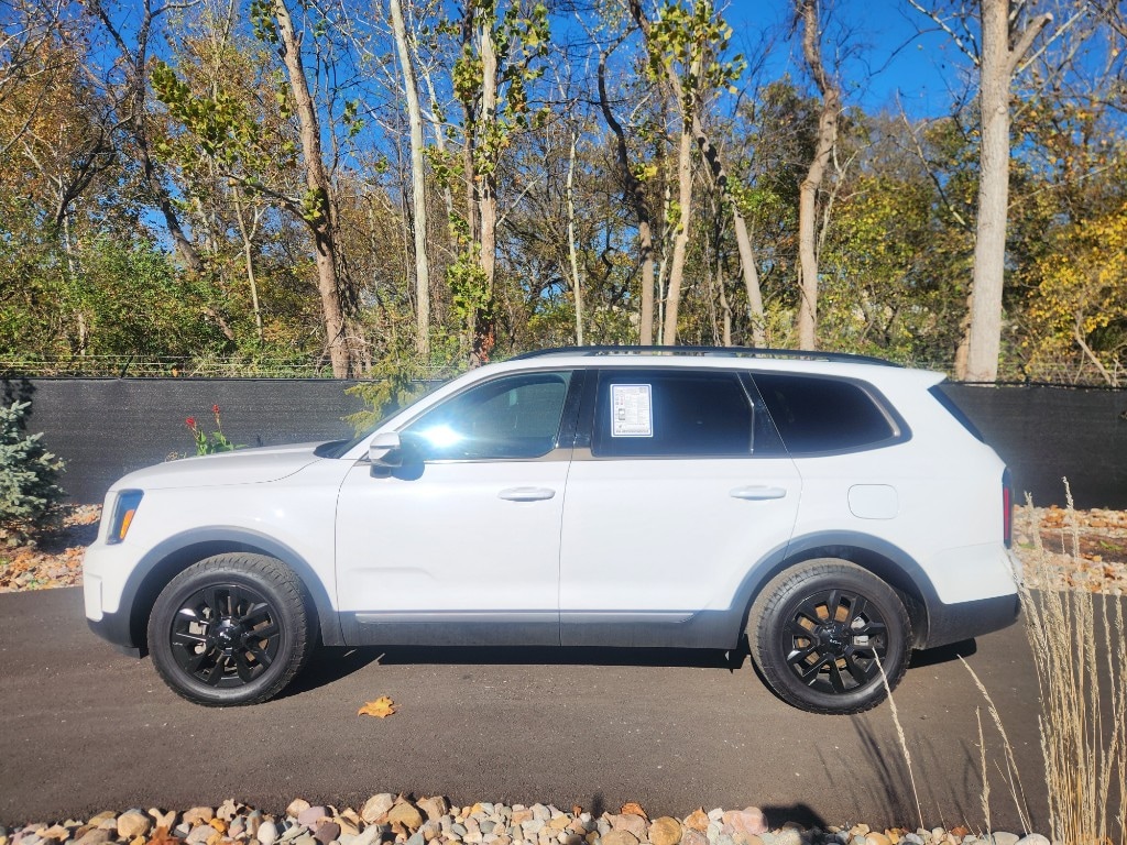 Used 2023 Kia Telluride SX Prestige X-Pro with VIN 5XYP5DGC3PG328282 for sale in Kansas City