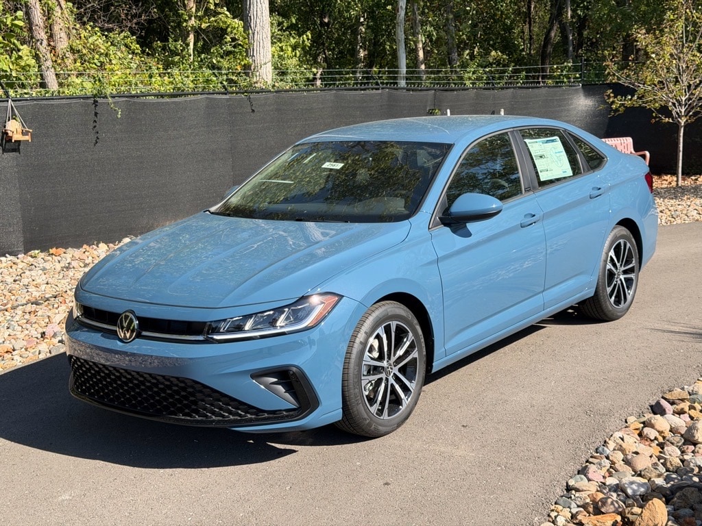 2026 Volkswagen Jetta Sport's photo