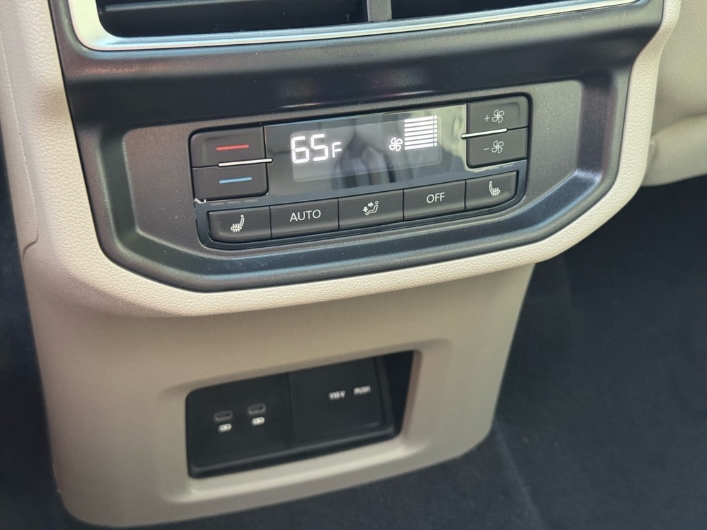 2026 Volkswagen Atlas SEL Premium R-Line - Photo 22