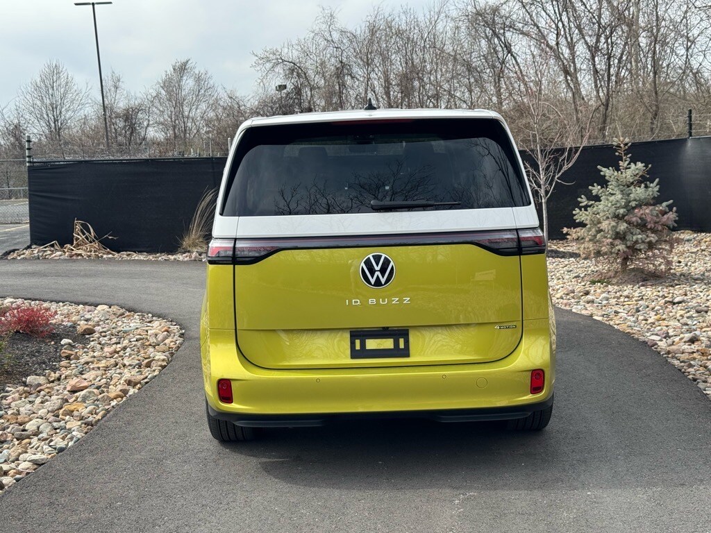 2025 Volkswagen ID. Buzz photo 4
