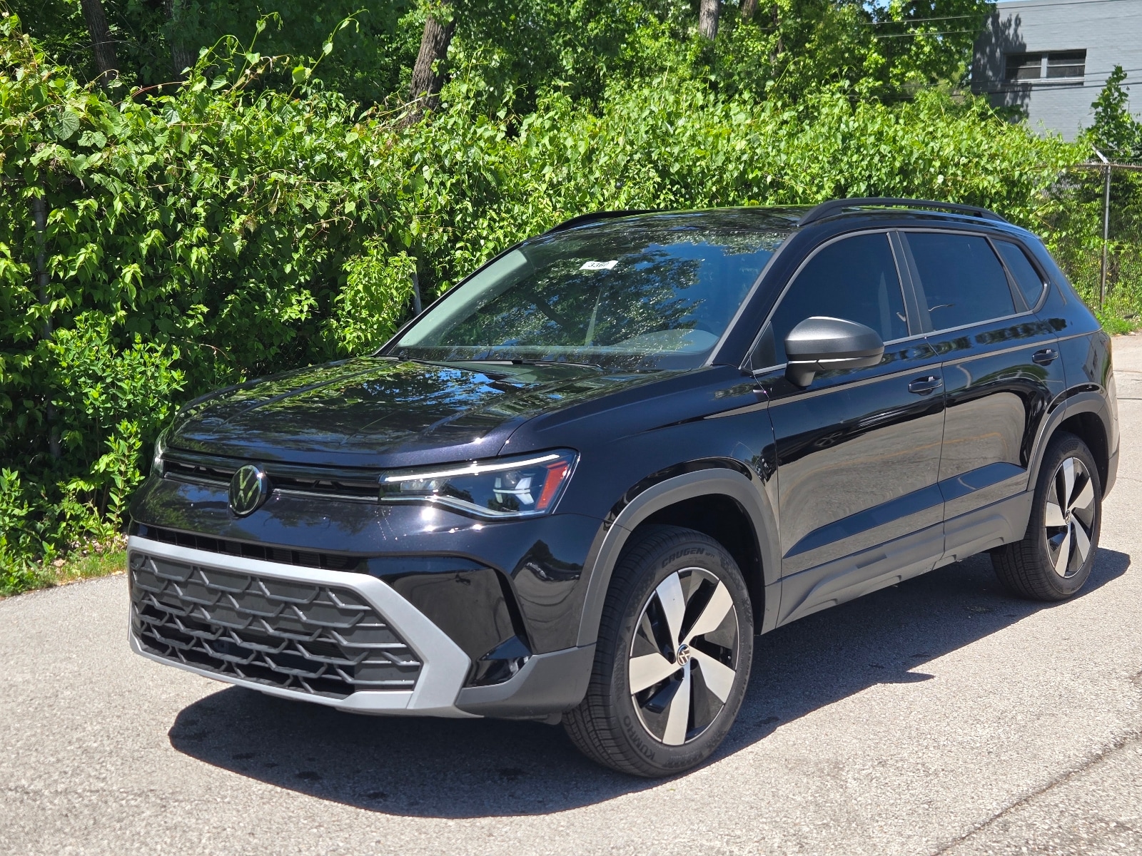 2026 Volkswagen Taos 1.5T S 4Motion's photo