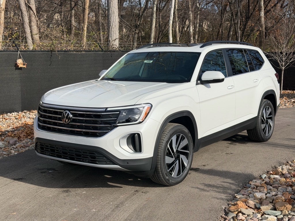 2026 Volkswagen Atlas SE w/Tech's photo