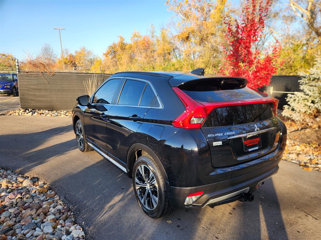 2020 Mitsubishi Eclipse Cross SEL photo 3