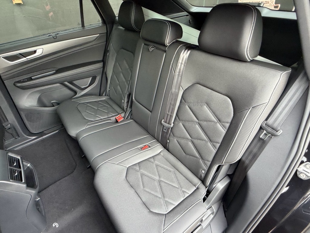 2026 Volkswagen Atlas Cross Sport SE w/Tech - Photo 19