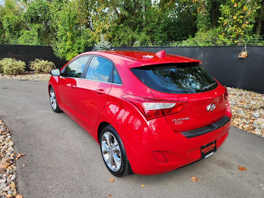2013 Hyundai Elantra GT Base photo 3
