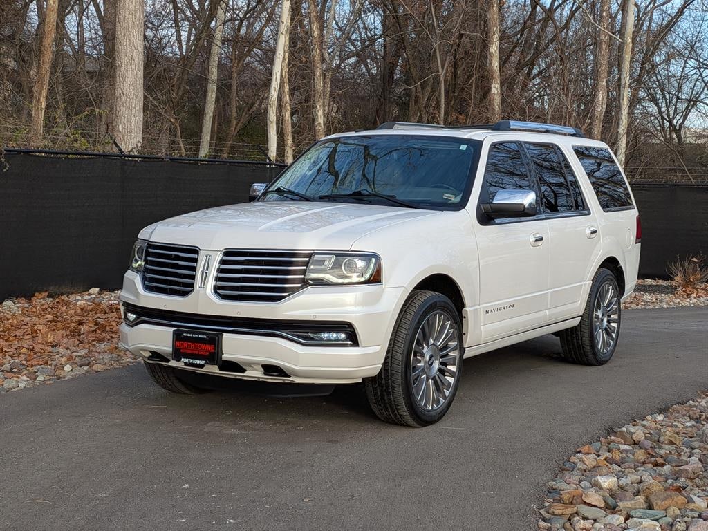 Used 2016 Lincoln Navigator Select SUV