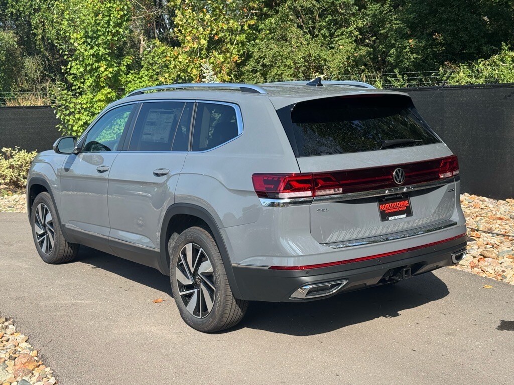2026 Volkswagen Atlas SEL photo 3