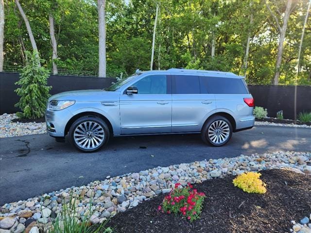 Used 2020 Lincoln Navigator Reserve with VIN 5LMJJ2KTXLEL15182 for sale in Kansas City, MO