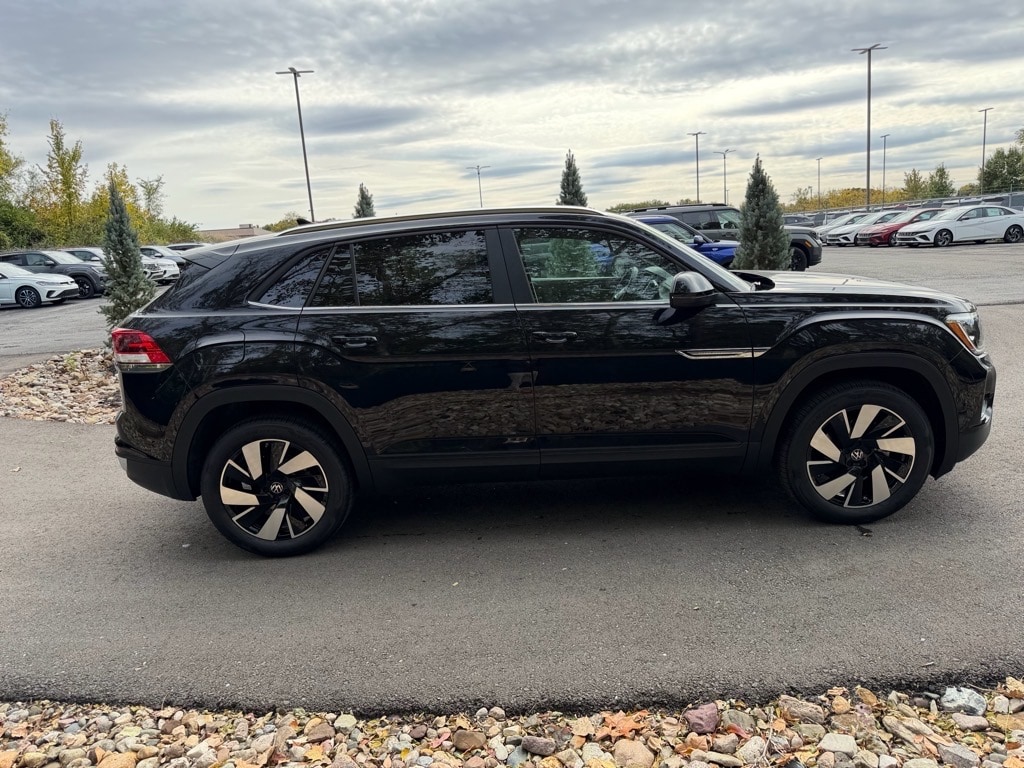 2026 Volkswagen Atlas Cross Sport SE w/Tech - Photo 6