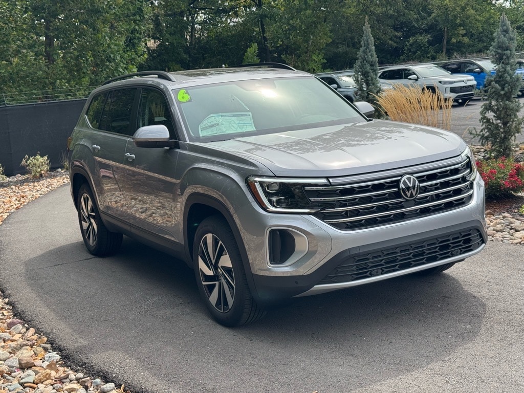 2026 Volkswagen Atlas SE w/Tech - Photo 7